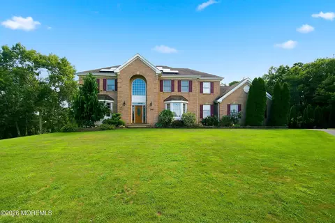 240 Kristine Ave, Manahawkin, NJ 08050
