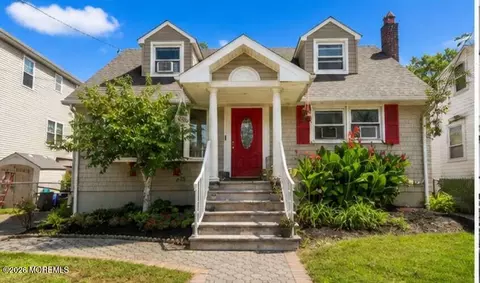 64 Waackaack Ave, Keansburg, NJ 07734