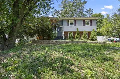 822 Neville St, Toms River, NJ 08753