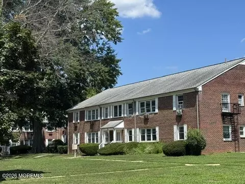 52 Stonehurst Blvd #A, Freehold, NJ 07728