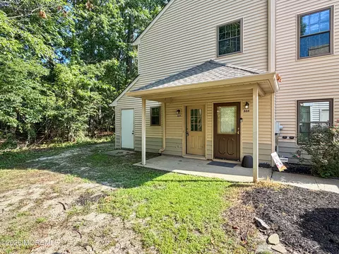 Exterior - 809 Daffodil Dr, Jackson, NJ 08527 photo 5 of 5