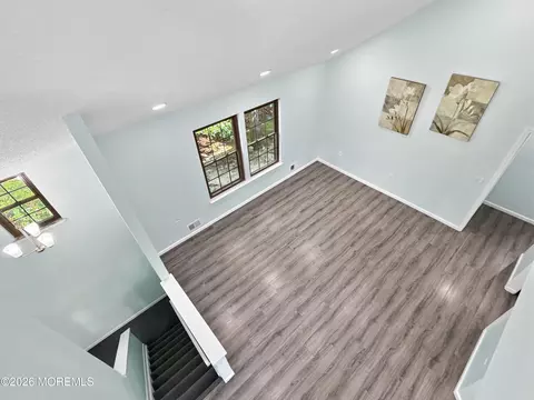 Living - 809 Daffodil Dr, Jackson, NJ 08527 photo 10 of 10
