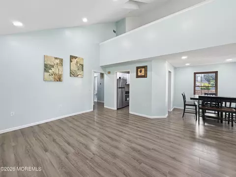 Living - 809 Daffodil Dr, Jackson, NJ 08527 photo 7 of 10