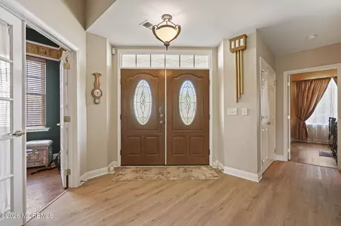 Entry Way - 50 Pancoast Rd, Waretown, NJ 08758 photo 1 of 2