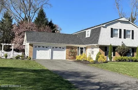 121 Princess Anne Dr, Freehold, NJ 07728