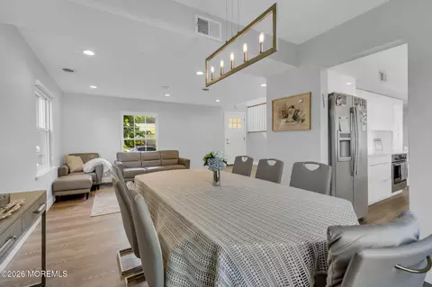 Dining - 1 Deer Ln, Jackson, NJ 08527 photo 3 of 3