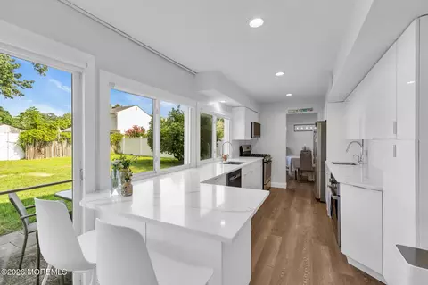 Kitchen - 1 Deer Ln, Jackson, NJ 08527 photo 1 of 2