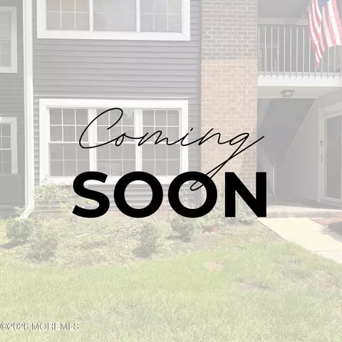 39 Pennsylvania Way, North Brunswick, NJ 08902