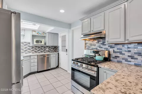 Kitchen - 1 Pinehurst Rd, Brick, NJ 08723 photo 3 of 4
