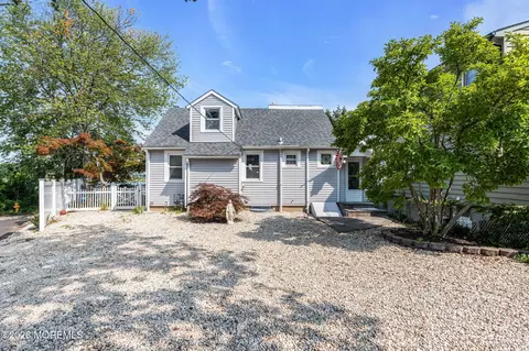 Exterior - 1 Pinehurst Rd, Brick, NJ 08723 photo 2 of 12