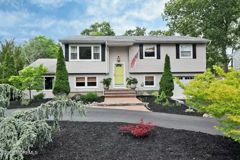 76 Maine St, Toms River, NJ 08753