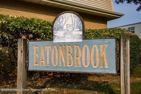 79 White St #B, Eatontown, NJ 07724