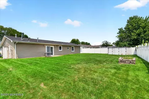 Exterior - 404 5th St, Waretown, NJ 08758 photo 3 of 5