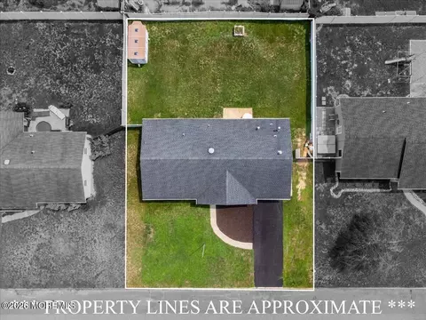 View/Area - 404 5th St, Waretown, NJ 08758 photo 2 of 5