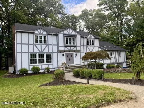 35 Ruby Dr, Morganville, NJ 07751