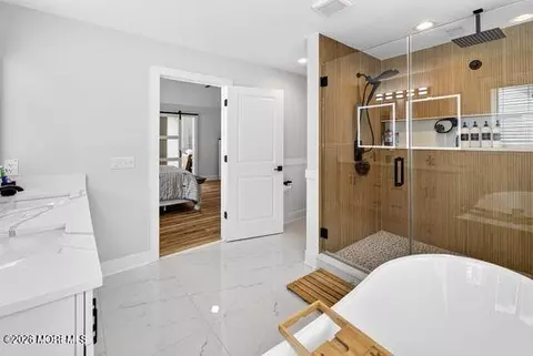Bath - 1611 Evans Rd, Forked River, NJ 08731 photo 2 of 5