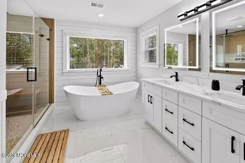 Bath - 1611 Evans Rd, Forked River, NJ 08731 photo 3 of 5