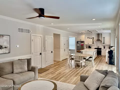 Entry Way - 1611 Evans Rd, Forked River, NJ 08731 photo 3 of 3