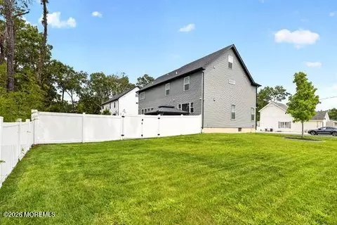 Exterior - 1611 Evans Rd, Forked River, NJ 08731 photo 4 of 5