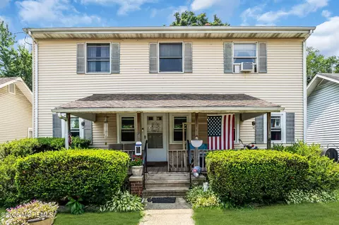 16 Hull Ave, Freehold, NJ 07728