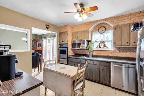 Kitchen - 45 Ocean Ave, Jackson, NJ 08527 photo 4 of 4