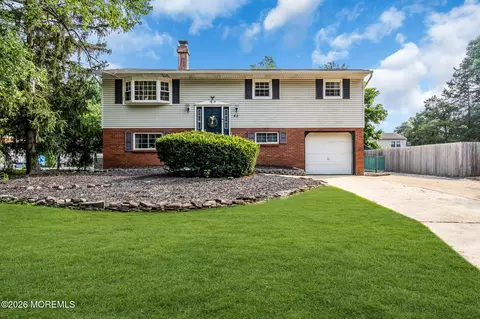 Exterior - 45 Ocean Ave, Jackson, NJ 08527 photo 5 of 28