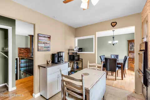 Dining - 45 Ocean Ave, Jackson, NJ 08527 photo 4 of 4