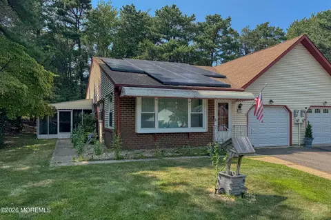 14 Ivy Ct #A, Whiting, NJ 08759