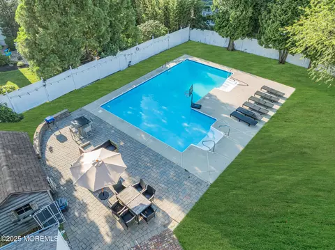 121 Parker Rd, West Long Branch, NJ 07764