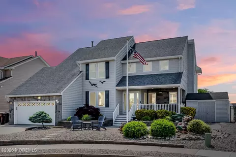 26 Jib Ct, Bayville, NJ 08721