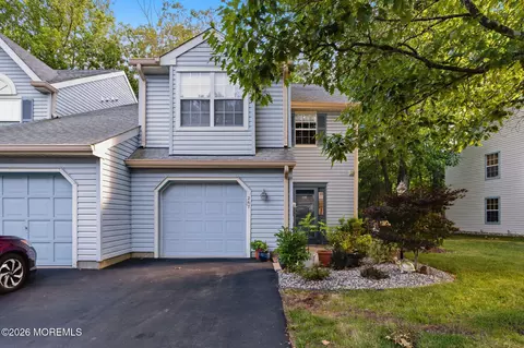 267 Century Way, Manalapan, NJ 07726