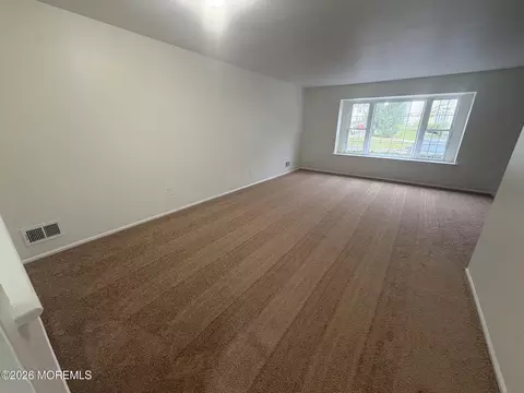 Living - 99 Joan Ct, Jackson, NJ 08527 photo 2 of 2