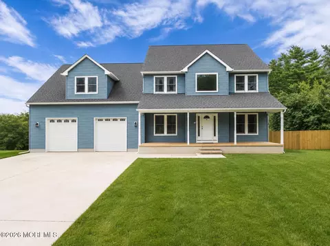 56 Walnut St, Little Egg Harbor, NJ 08087