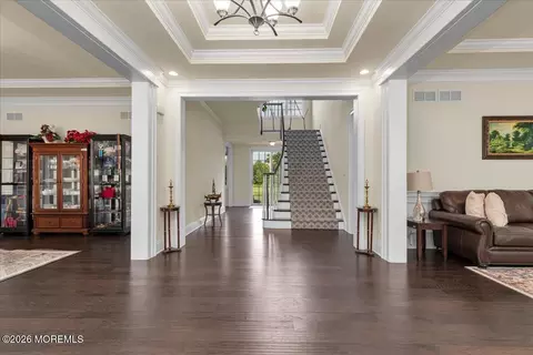 Entry Way - 4 Prestwick Ct, Holmdel, NJ 07733 photo 1 of 4