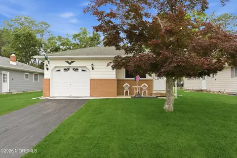 120 Bimini Dr, Toms River, NJ 08757