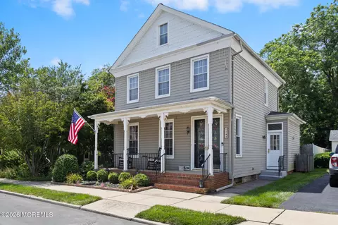 145 Atlantic Ave, Columbus, NJ 08022