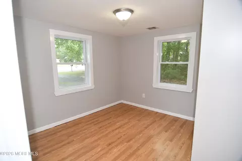 Bedroom - 84 Lighthouse Dr, Waretown, NJ 08758 photo 2 of 5