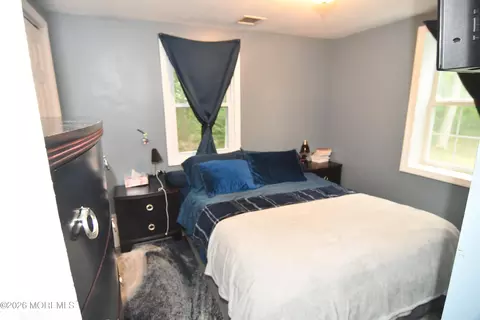 Bedroom - 84 Lighthouse Dr, Waretown, NJ 08758 photo 1 of 5