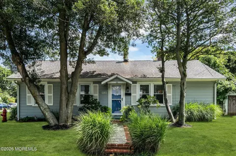 2240 Philadelphia Ave, Manasquan, NJ 08736