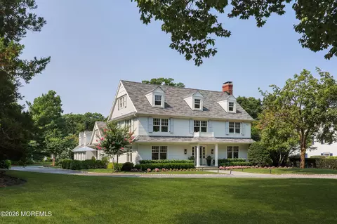 142 Pine Cove Rd, Fair Haven, NJ 07704