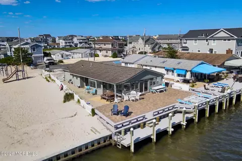 263 Bay Beach Way, Lavallette, NJ 08735
