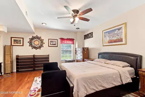 Bedroom - 9 Brielle Ct, Waretown, NJ 08758 photo 2 of 3