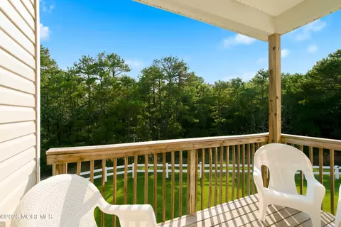 Exterior - 9 Brielle Ct, Waretown, NJ 08758 photo 2 of 11