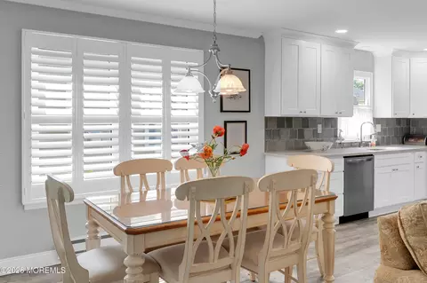 Dining - 4 Brenner Ct, Brick, NJ 08724 photo 5 of 6