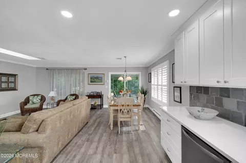 Dining - 4 Brenner Ct, Brick, NJ 08724 photo 4 of 6