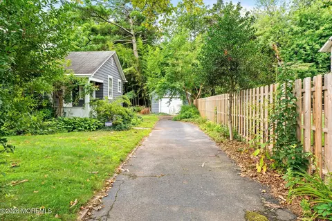 Exterior - 401 Brown St, Brielle, NJ 08730 photo 2 of 3