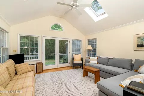 Exterior - 401 Brown St, Brielle, NJ 08730 photo 3 of 3