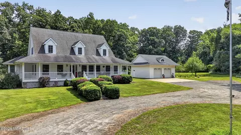 244 Stonehill Rd, Freehold, NJ 07728
