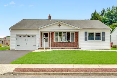 57 Westport Dr, Toms River, NJ 08757