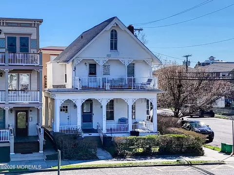 42 Ocean Pathway, Ocean Grove, NJ 07756